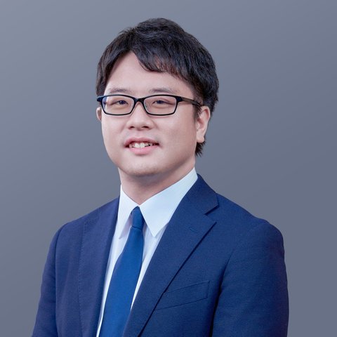 顧問照片（示意）